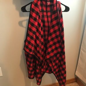 Women’s buffalo plaid vest, new! 3x